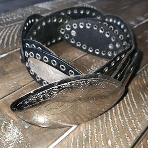 Black Leather Concho with Silver Accents, Wide belt with oval buckles. 46"